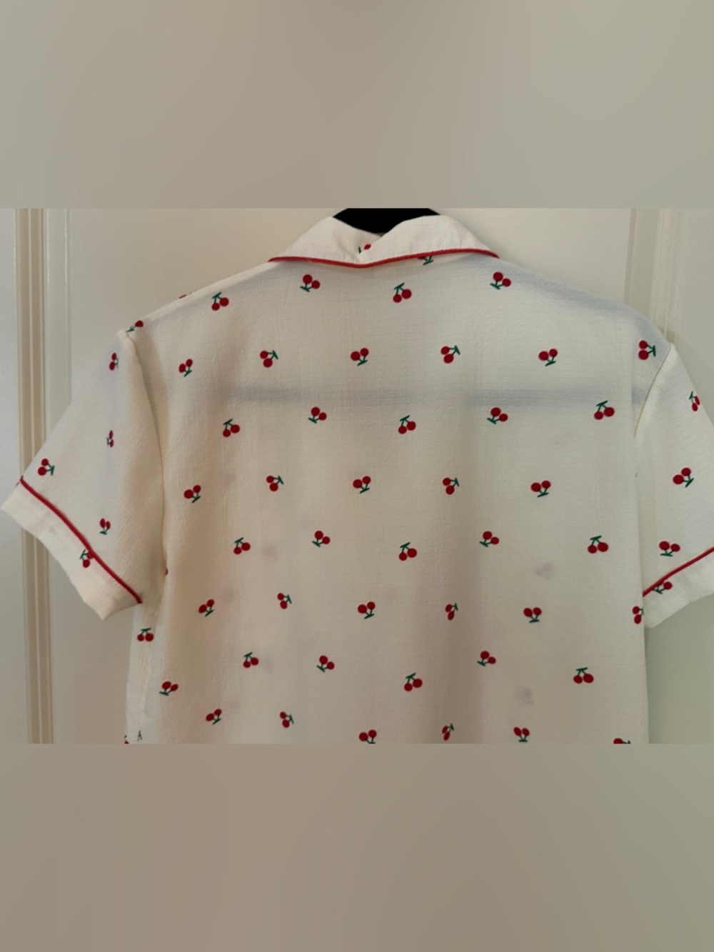 Creme Cherry Matching Set Pajamas Shorts Women's Sz Medium - Picture 8 of 12
